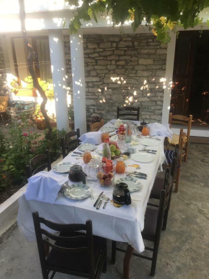 Sokaku I Te Marreve Guesthouse Gjirokaster Ngoại thất bức ảnh